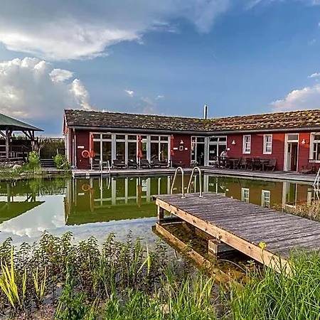 Bio- Und Gesundheitshotel Gutshaus * Stellshagen
