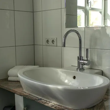 Bio- Und Gesundheitshotel Gutshaus * Stellshagen
