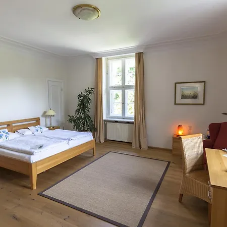 Bio- Und Gesundheitshotel Gutshaus * Stellshagen