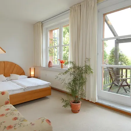 Bio- Und Gesundheitshotel Gutshaus * Stellshagen